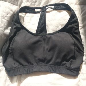 Athleta shelf sports bra